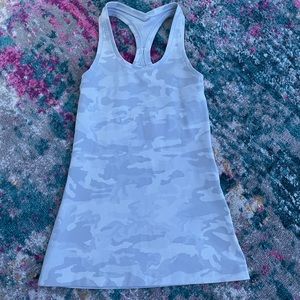 LULULEMON TANK TOP WHITE CAMO